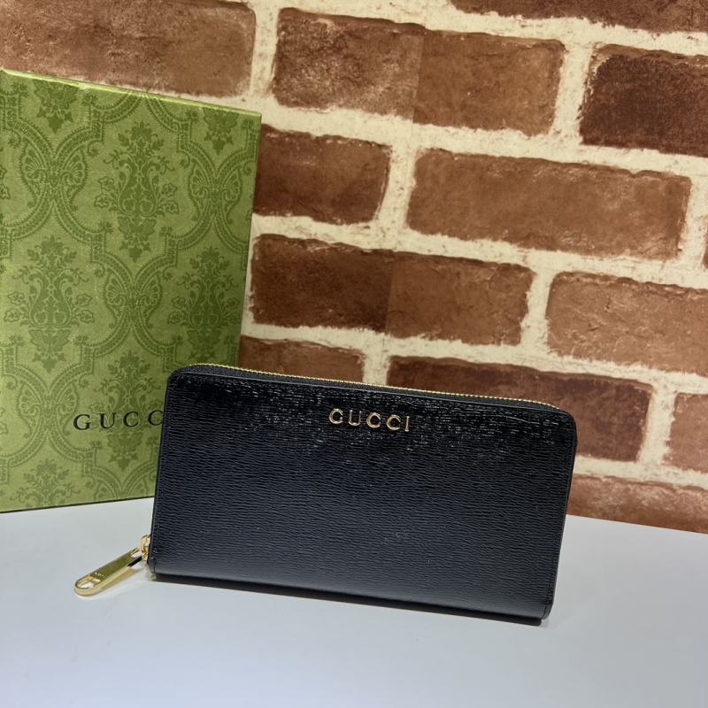 G*u*i wallets & purse